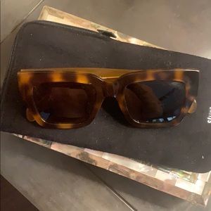 Celine tortoise shell beautiful glasses.